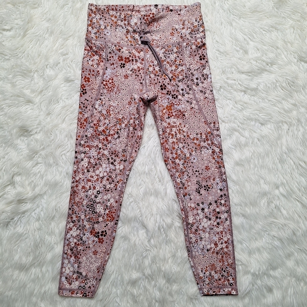 GapFit High Rise Blackout Full Length Leggings in Purple Lavender Floral - Picture 2 of 14